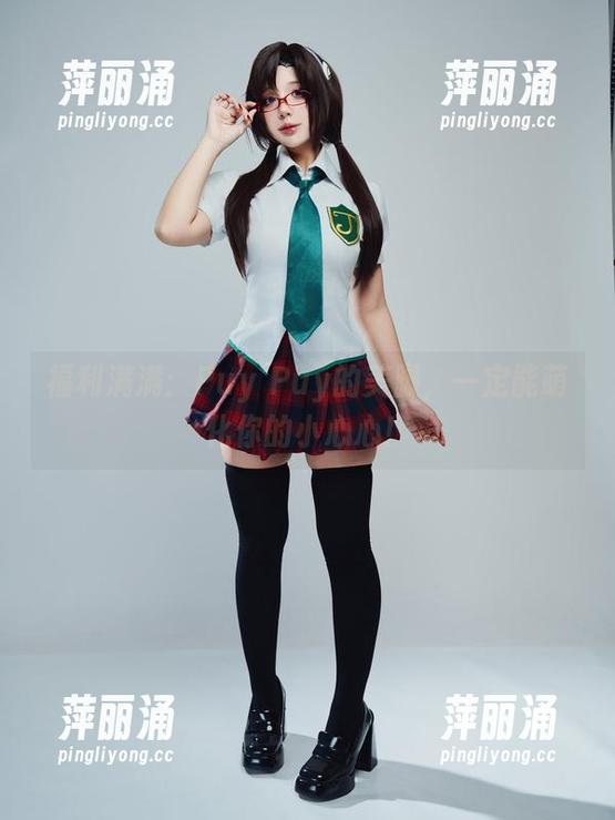 Puy Puy 福利满满:Puy Puy的美脚,一定能萌化你的小心心!